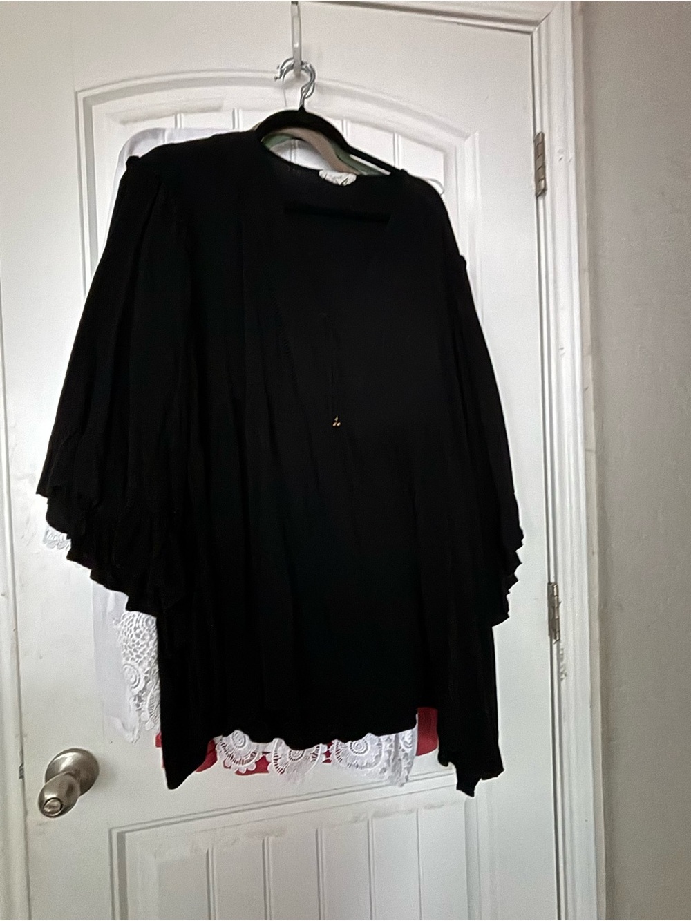 Women's Black Ruffled Sleeve Top